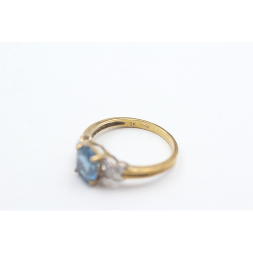 99 - 9ct gold blue topaz & diamond dress ring (2g) Size M 1/2