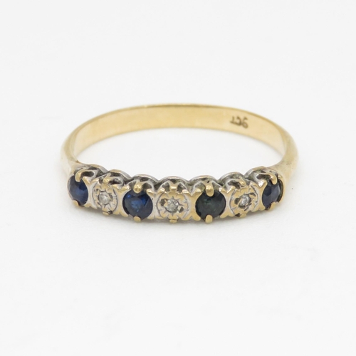 124 - 9ct gold sapphire & diamond half eternity ring (1.9g) Size  R