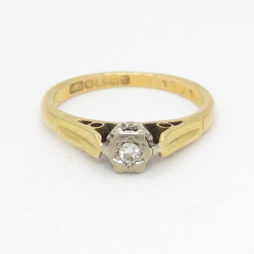 134 - 18ct gold diamond solitaire ring (2.6g) Size  J