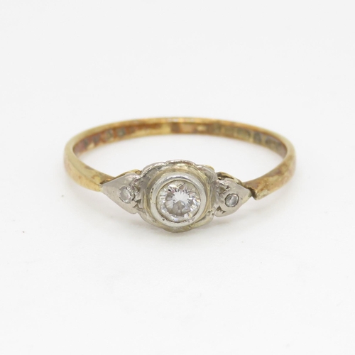 39 - 18ct gold vintage diamond set dress ring (1.9g) Size  N