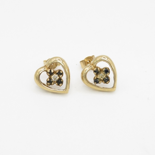 78 - 9ct gold sapphire & paste heart shape stud earrings (1.2g)