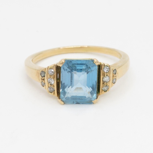 84 - 14ct gold diamond and topaz ring (3.2g) Size  N 1/2