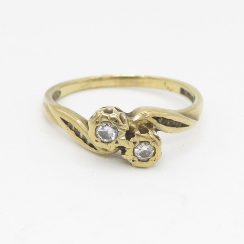 89 - 9ct gold vintage diamond toi et moi ring (2.1g) Size  M