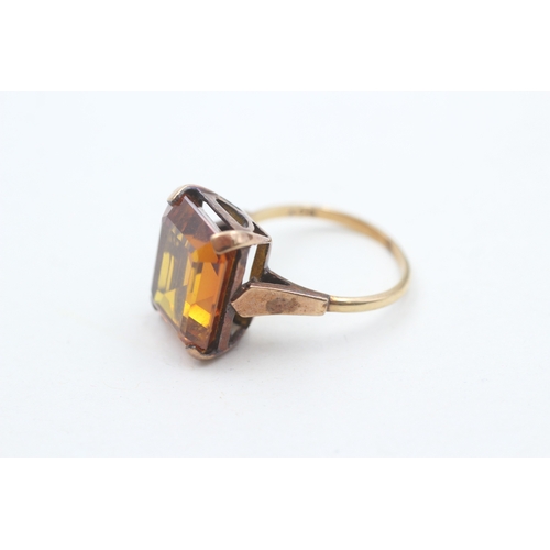 107 - 9ct gold vintage yellow gemstone dress ring (5.8g) Size  O