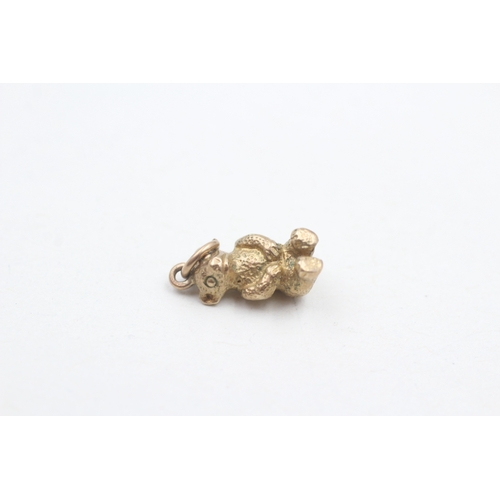 18 - 9ct gold bear charm (2.5g)