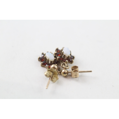 47 - 9ct gold garnet and opal set cluster drop earrings (1.5g)