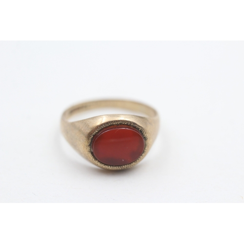 7 - 9ct gold vintage carnelian dress ring (2.6g) Size  P