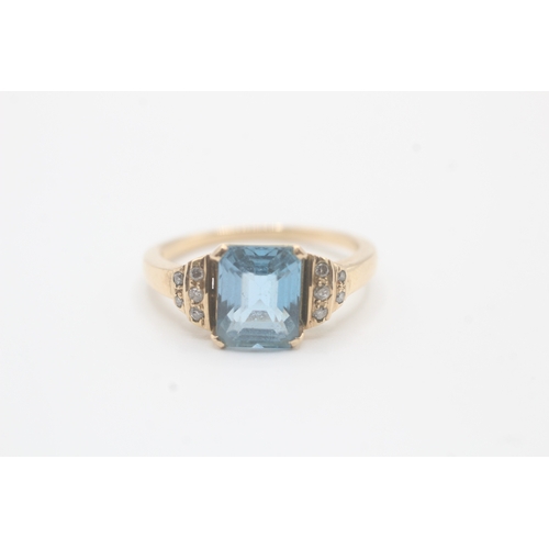 84 - 14ct gold diamond and topaz ring (3.2g) Size  N 1/2