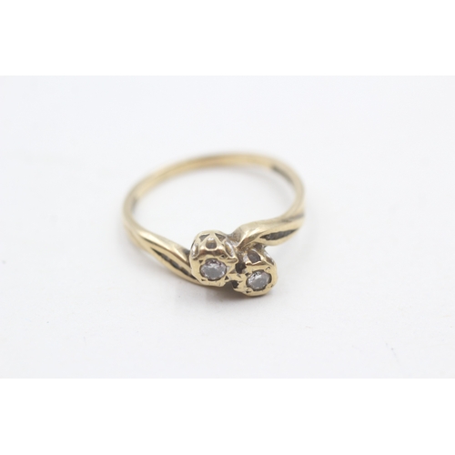 89 - 9ct gold vintage diamond toi et moi ring (2.1g) Size  M