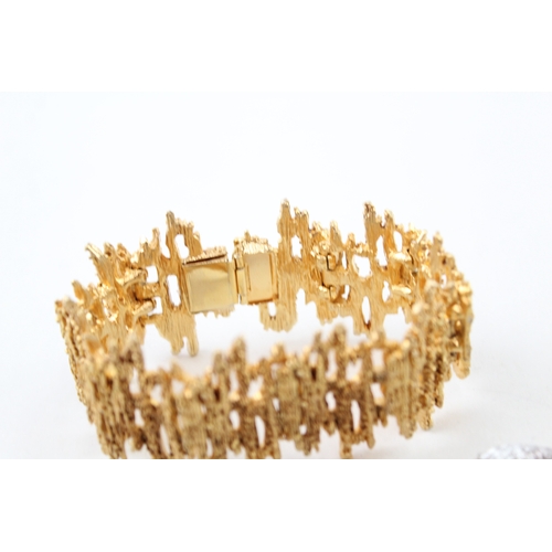 306 - Collection of Mid-century Modernist Bracelets inc. Brutalist, Gold Plate x 2 105g