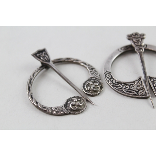 307 - Collection of Sterling Silver Scottish Penannular Brooches x 3 39g