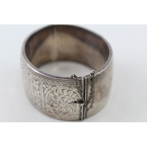 346 - Smith & Pepper Sterling Silver Mid-century Bangle w/ Etched Design 91g