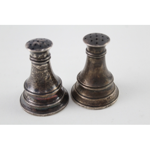 404 - Antique 1911 Chester Sterling Silver Novelty Chess Piece Salt / Pepper 101g