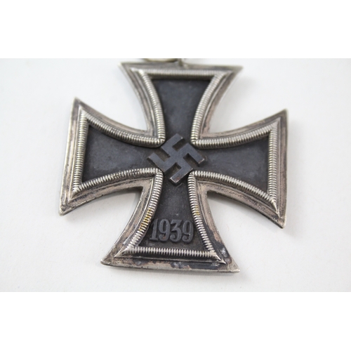 453 - WW2 German Iron Cross 2nd Class Ring Stamped 137