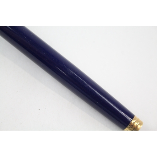 516 - Vintage Waterman Ideal Navy Lacquer Fountain Pen w/ 18ct Gold Nib WRITING