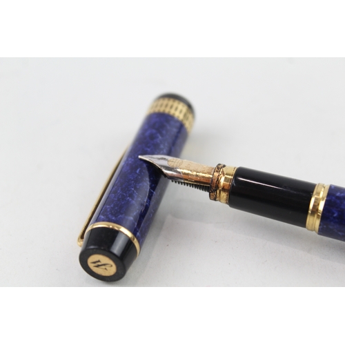 520 - Vintage Waterman Ideal Blue Lacquer Fountain Pen w/ 18ct Gold Nib Writing