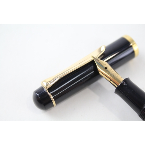 532 - Vintage Pelikan Black Cased Fountain Pen w/ Gold Plate M Nib WRITING