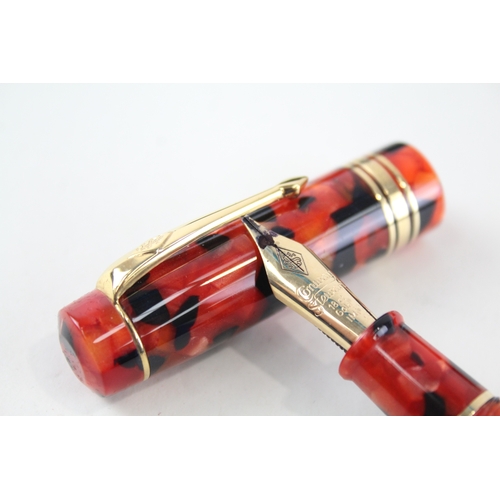 540 - Special Edition Conway Stewart Beliver Red Resin Fountain Pen w/ 18ct Gold Nib