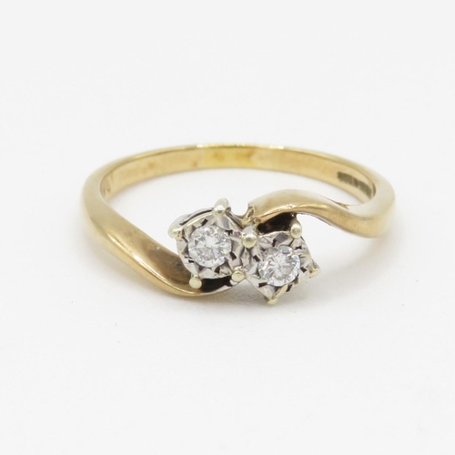 107 - 9ct gold diamond toi et moi ring (3.2g) Size P