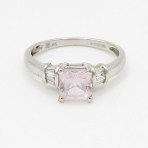 121 - 9ct gold kunzite and diamond ring (2.2g) Size N