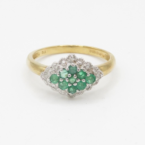 15 - 9ct gold emerald and diamond cluster ring (2.3g) Size P