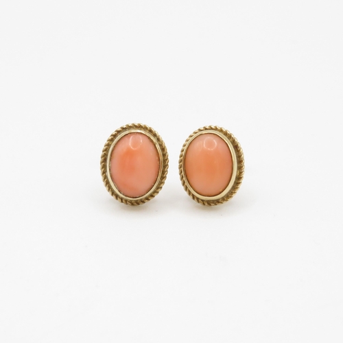 50 - 9ct gold vintage coral stud earrings with scroll backs (1.9g)