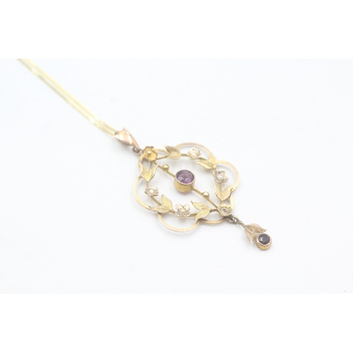 185 - 9ct gold split pearl and paste pendant on chain (2.5g)