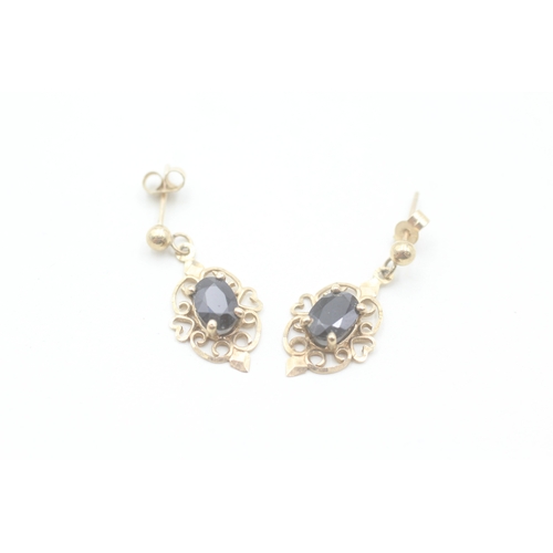 195 - 9ct gold and sapphire drop stud earrings (1.8g)