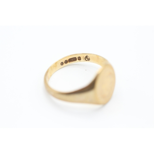 2 - 9ct gold signet ring (2.7g) Size M