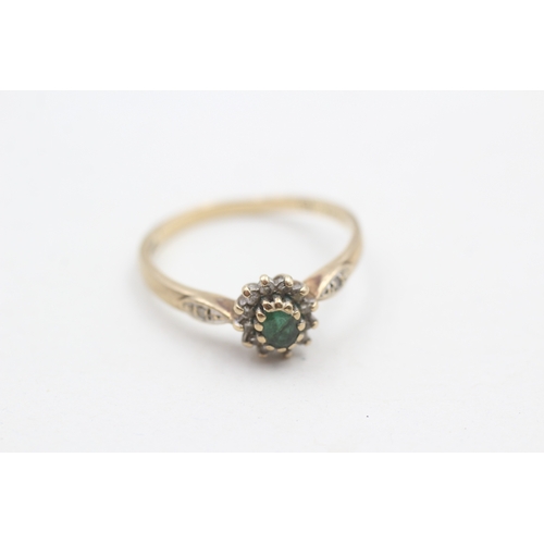 22 - 9ct gold emerald and diamond ring (1.8g) Size O