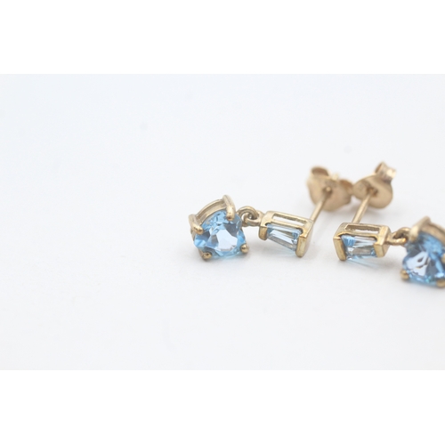 228 - 9ct gold and topaz drop stud earrings (1.5g)