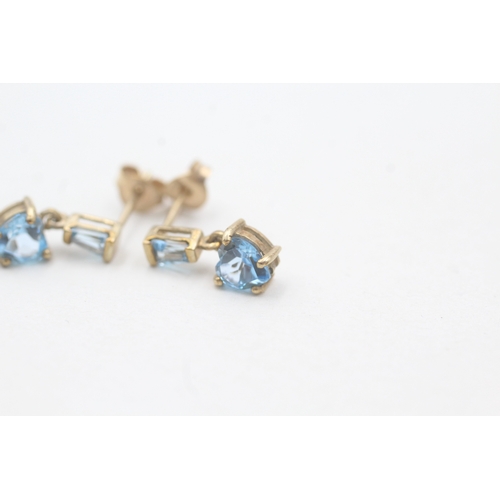 228 - 9ct gold and topaz drop stud earrings (1.5g)