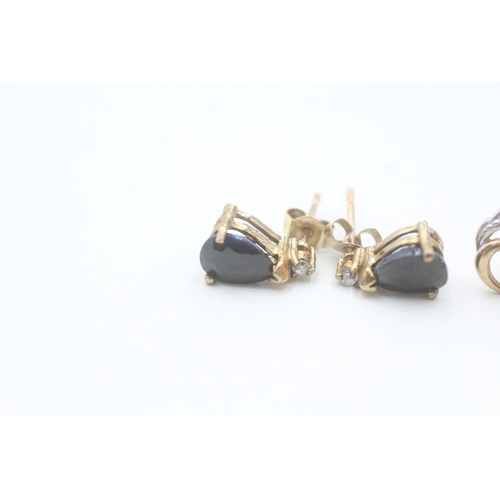 250 - 2 x 9ct gold sapphire and diamond teardrop earrings (2.2g)