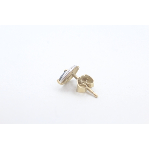 252 - 9ct gold sapphire & diamond stud earrings (1g)