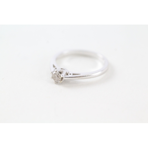 35 - 9ct white gold diamond solitaire ring (1.9g) Size J