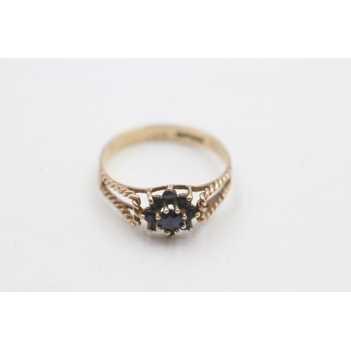 52 - 9ct gold vintage sapphire cluster ring (1.5g) Size O 1/2