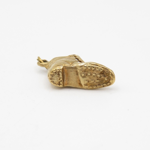 277 - 9ct Gold boot charm - 4.1g