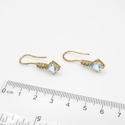 88 - 9ct gold and topaz drop hook earrings (2.8g)