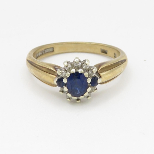 9 - 9ct gold diamond and blue gemstone halo set ring (3.6g) Size P