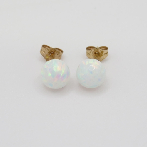 97 - 9ct gold faux opal stud earrings (0.6g)