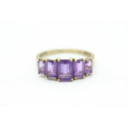 13 - 9ct gold and five stone amethyst ring (2.5g) Size S