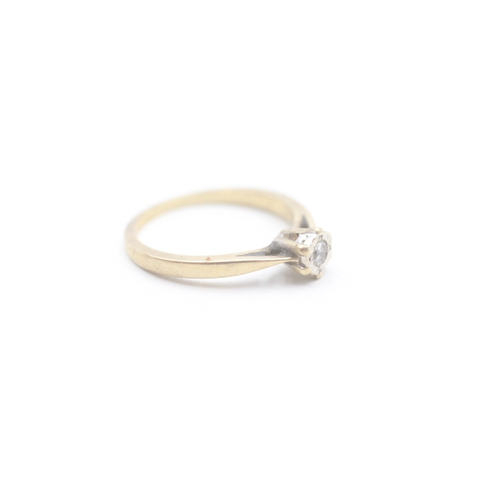 164 - 9ct gold solitaire diamond ring (1.5g) Size I 1/2