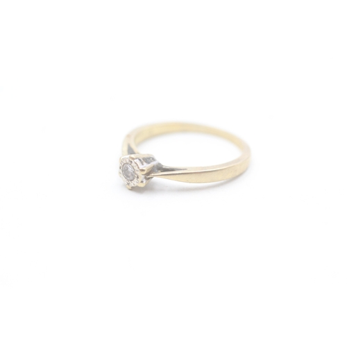 164 - 9ct gold solitaire diamond ring (1.5g) Size I 1/2