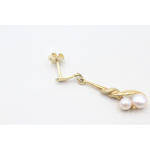 166 - 9ct gold cultured pearl drop earrings (2g)