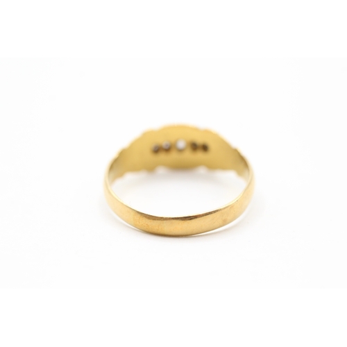 46 - 18ct gold and diamond ring (3.3g) Size R