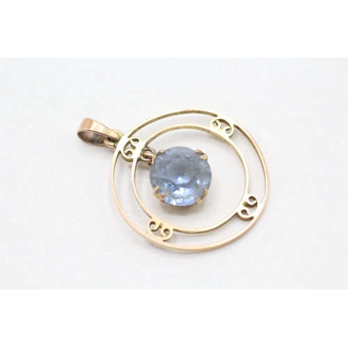 63 - 9ct gold paste pendant (1.4g)