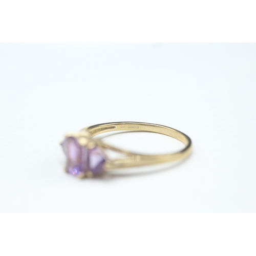 67 - 9ct gold amethyst dress ring (2.7g) Size V