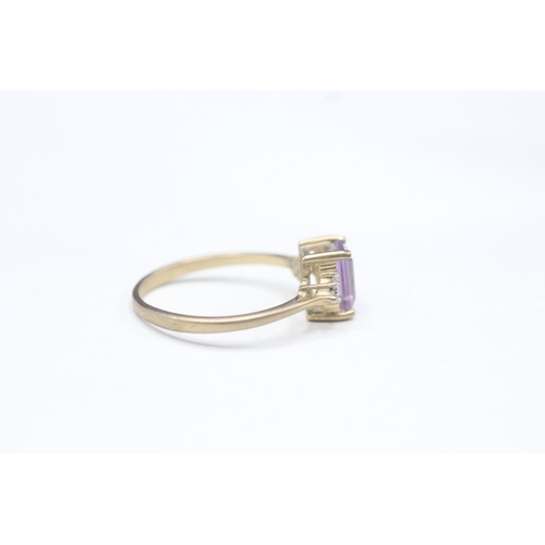 69 - 9ct gold amethyst & diamond dress ring (2g) Size P