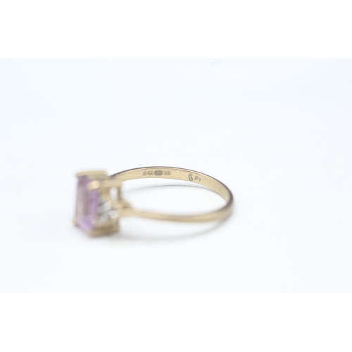 69 - 9ct gold amethyst & diamond dress ring (2g) Size P