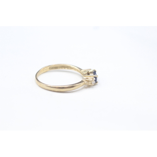 72 - 9ct gold sapphire and diamond ring (1.7g) Size N